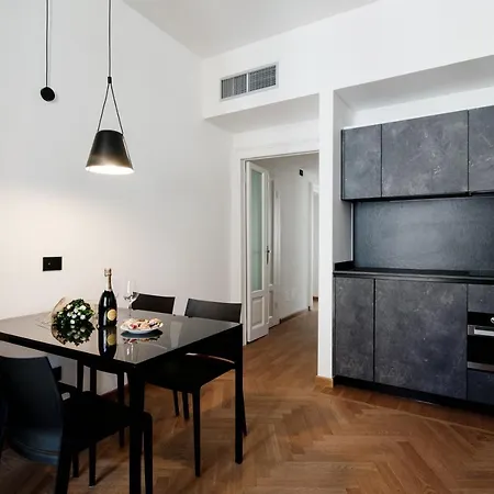 Dome'S Charme - The House Of Travelers Apartment Como Exterior photo