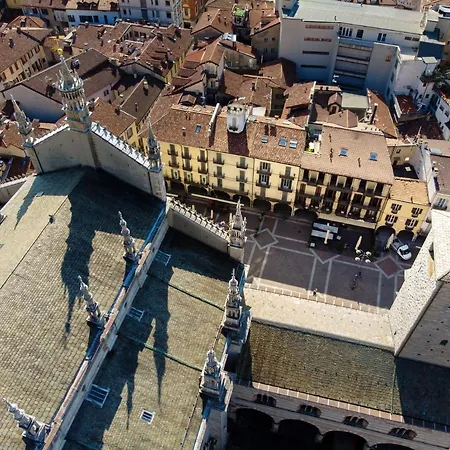 Dome'S Charme - The House Of Travelers Apartment Como Exterior photo
