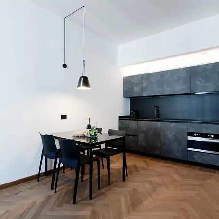 Dome'S Charme - The House Of Travelers Apartment Como Exterior photo