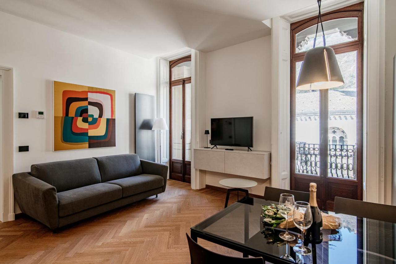Dome's Charme - The House Of Travelers Apartment Como